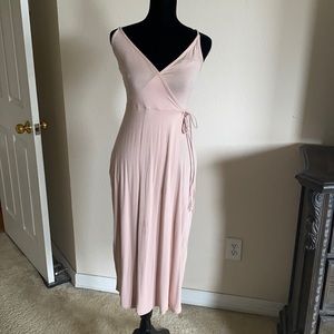Women’s Blush Wrap Midi Dress Size Small